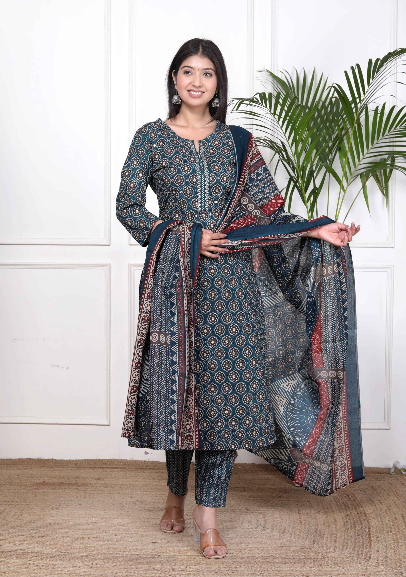 Semi formal ethnic wear kurta set with Geometric Dupatta 